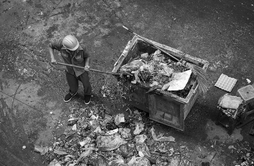 Professional house clearance team at work in Gunnersbury